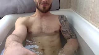 GuyFromNextDoor - cam4