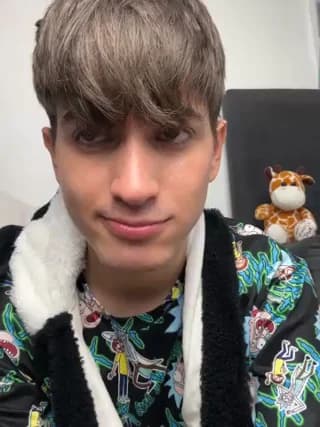 Naim_TheKing - stripchat